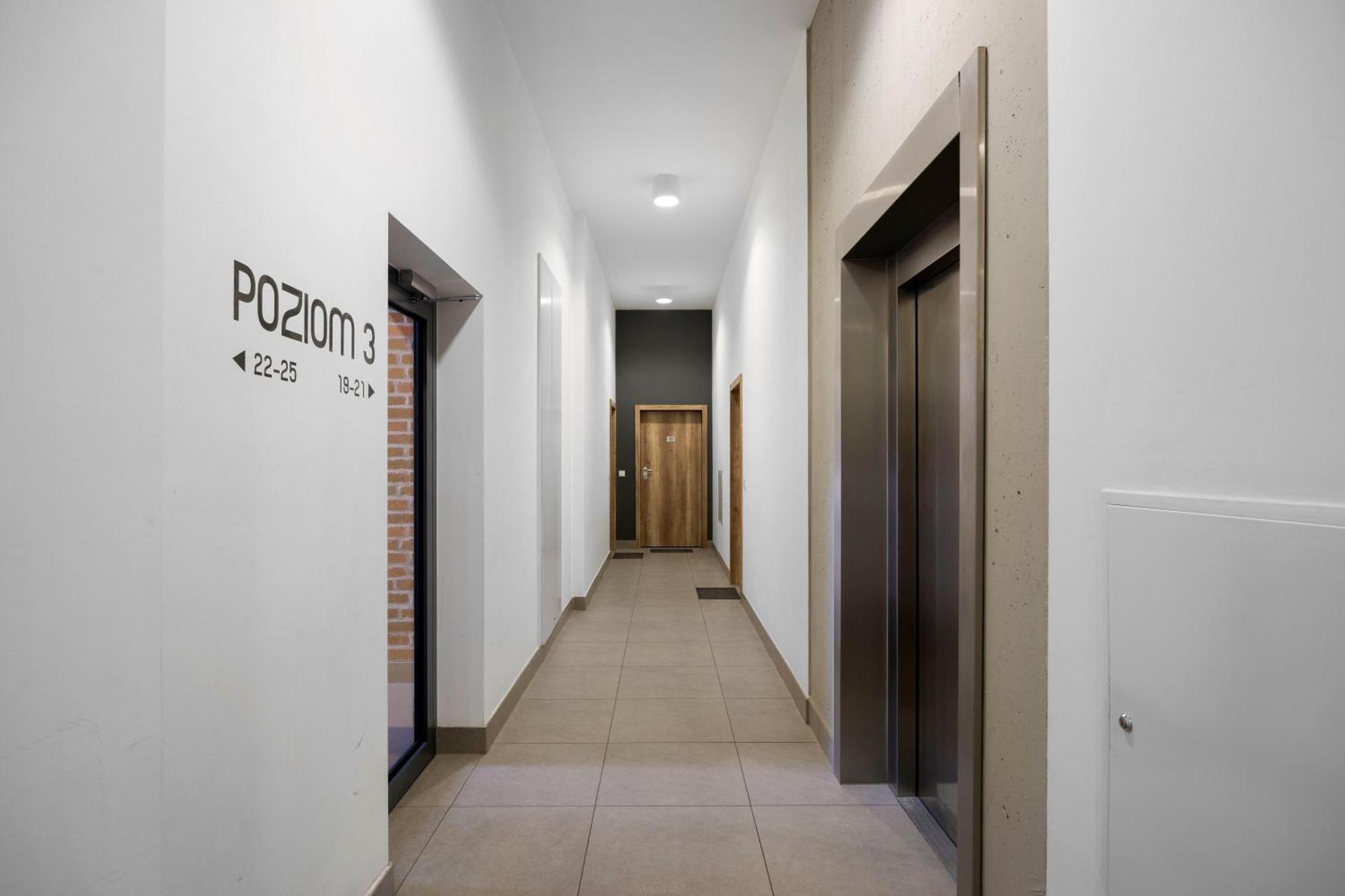 ורוצלב Brooklyn Loft Apartment - Old Town, Free Parking מראה חיצוני תמונה